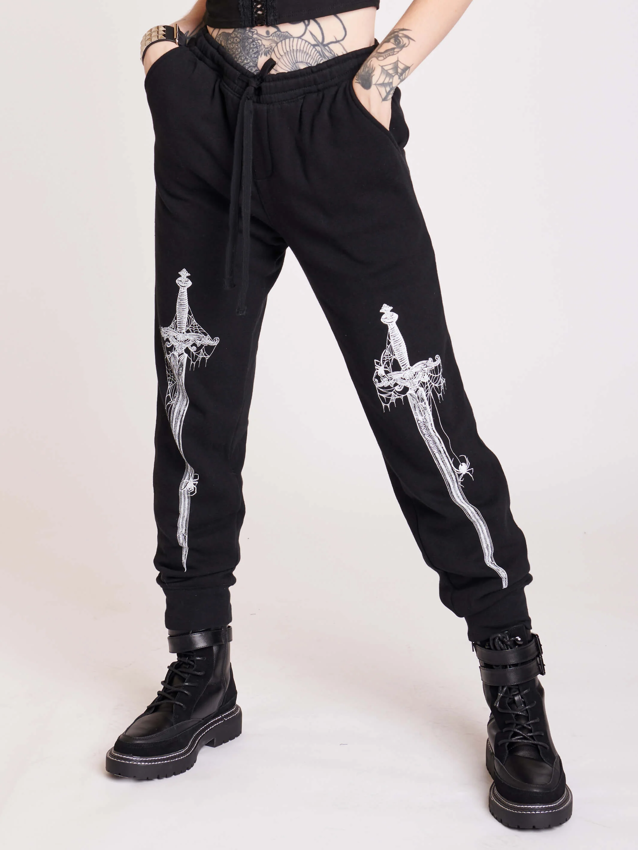 Dagger sword Jogger - Image 4