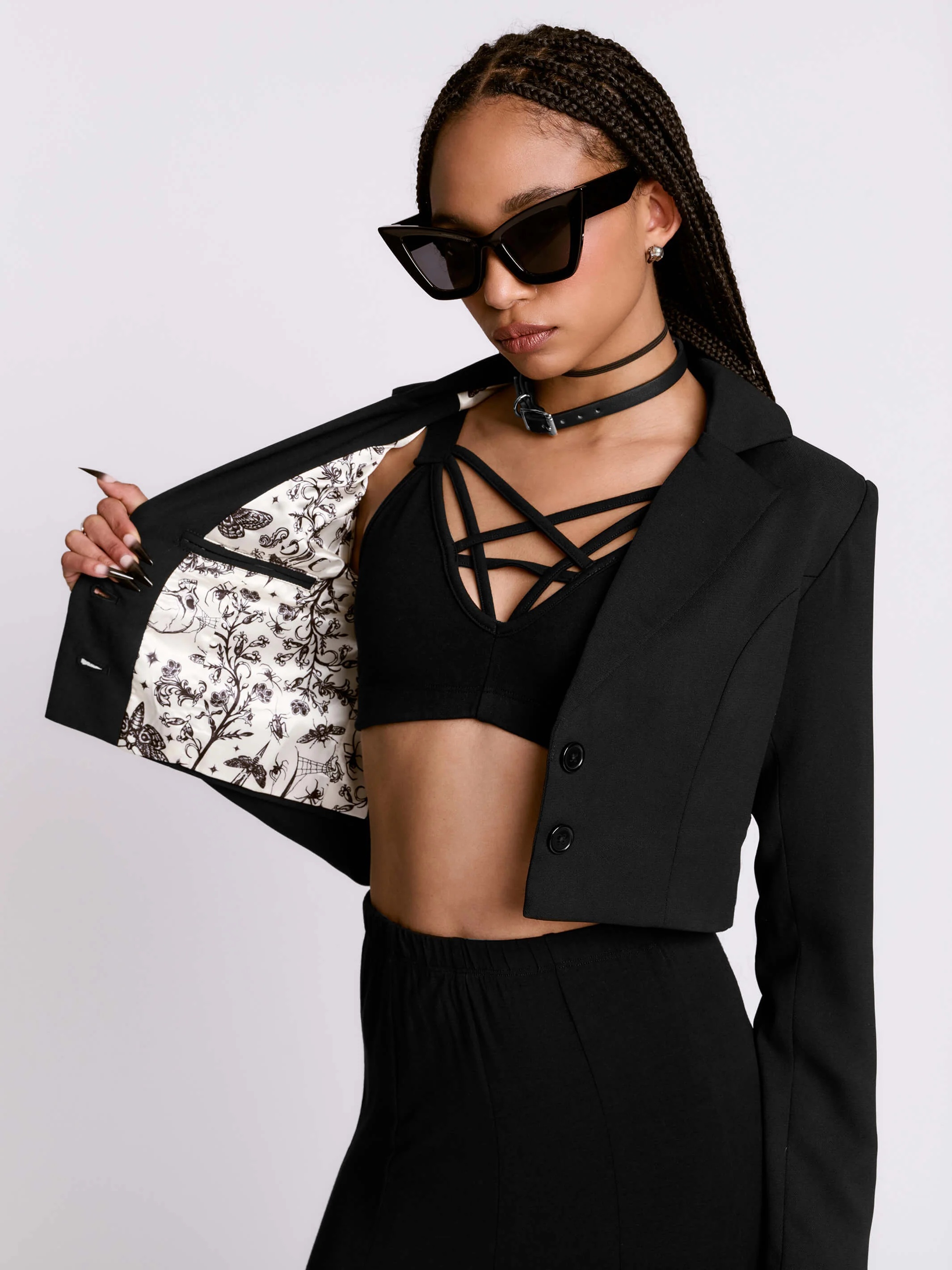Lace Up Crop Blazer - Image 4